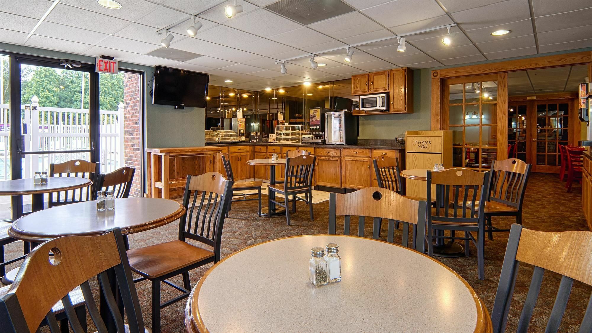 Best Western Kendallville Inn Dış mekan fotoğraf